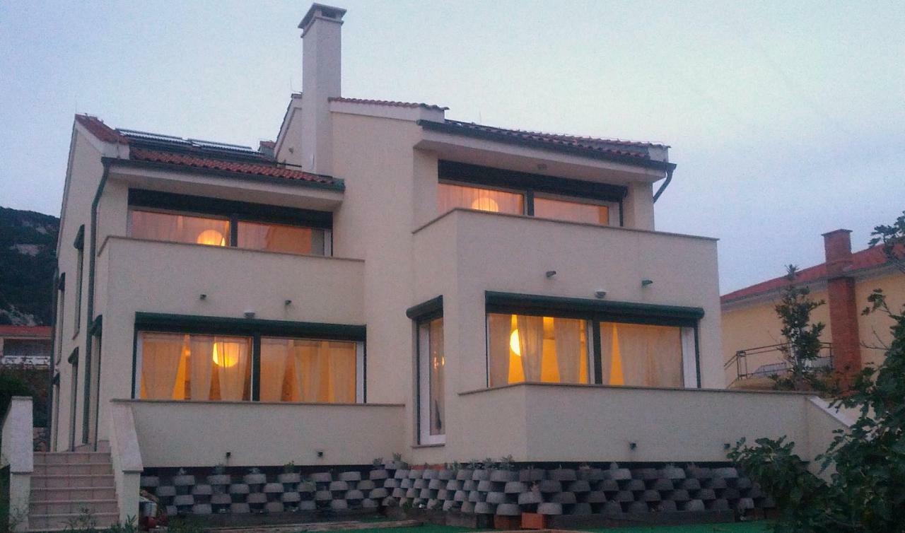 Apartments Ddd Башка Экстерьер фото